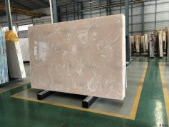 Artificial onyx slabs